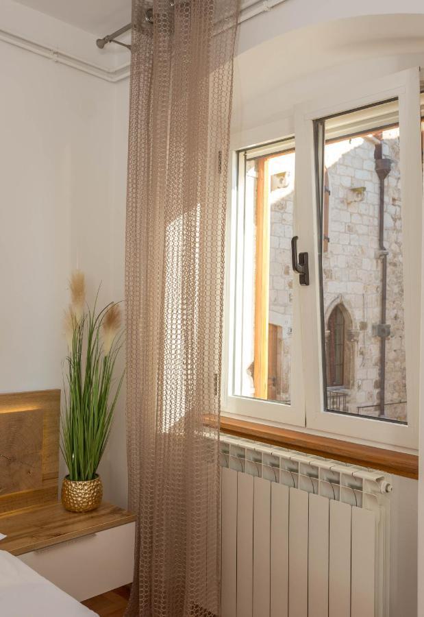 Deluxe Dreamy Room In The Center Of Hvar With Sea View Hvar Town Eksteriør bilde